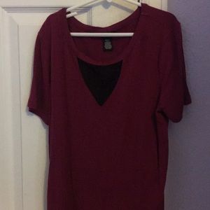 Shortsleeve low v shirt